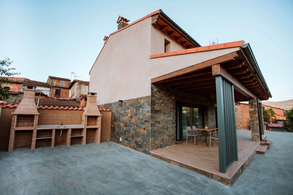 Exterior de las casas rurales en las Hurdes