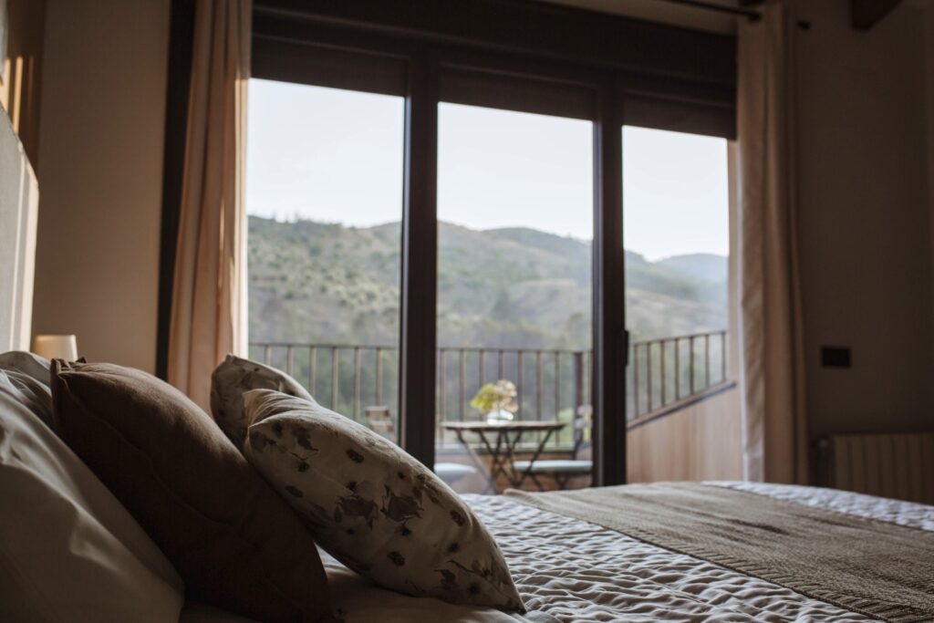 habitacion-vistas-montana-sierra-casa-rural-cielo-hurdes