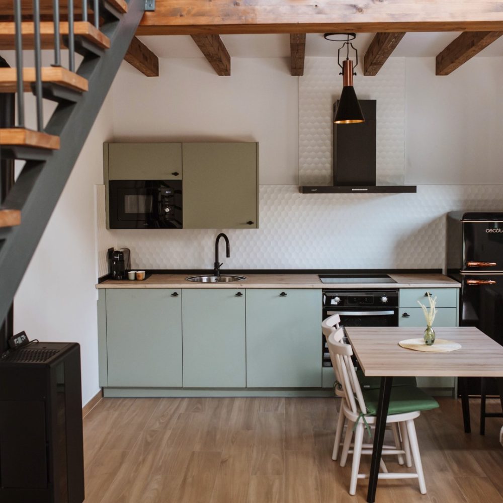 cocina-comodidades-casa-rural-cielo-hurdes